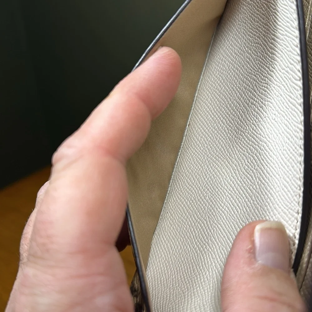 COACH Slim Turnlock Envelope Wallet With Chain - Picture 14 of 16